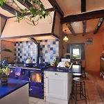 Eguzki Bed and Breakfast Ντουράνγκο