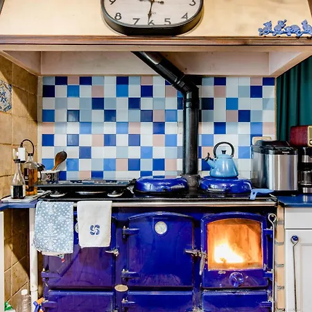 Eguzki Bed & Breakfast *